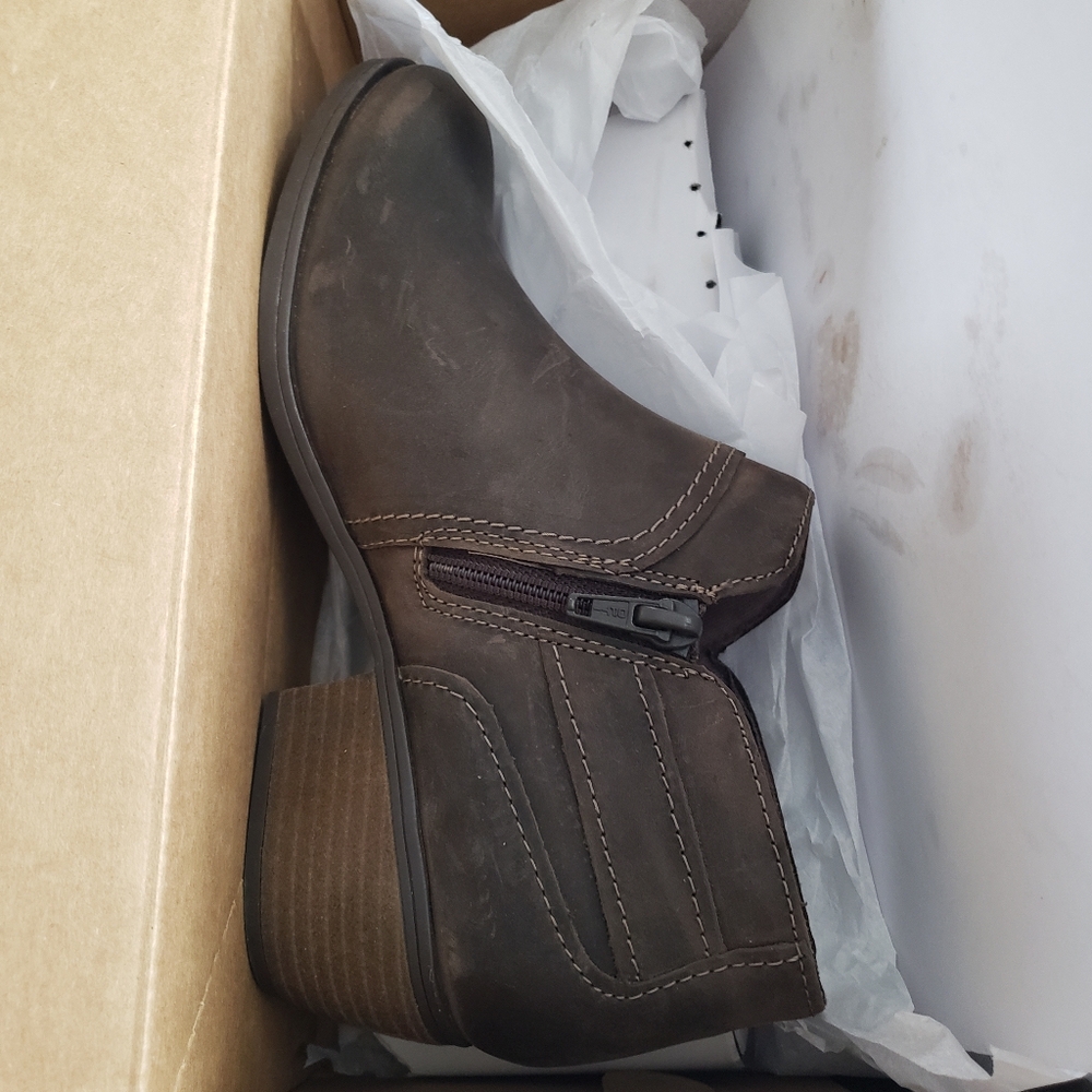 Women's Charleton Grace Buckled Ankle Booties - Picture 14 of 16